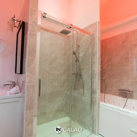 Love hotel Calao